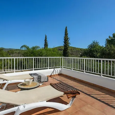 Villa Carmen Morna *