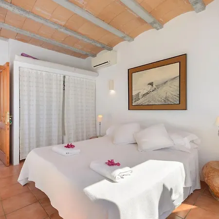 Carmen Morna Villa *