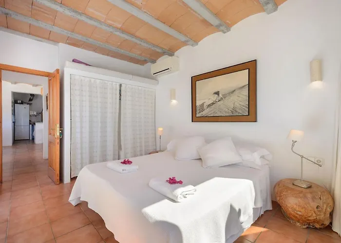 Villa Carmen Morna Villa *